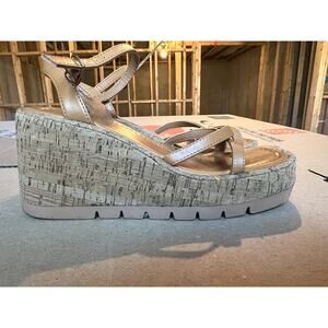 Madden Girl Tan Vault Wedge Sandals ankle buckle womens 8M